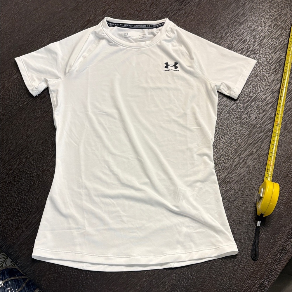 Under Armour Classic White dry fit Tee